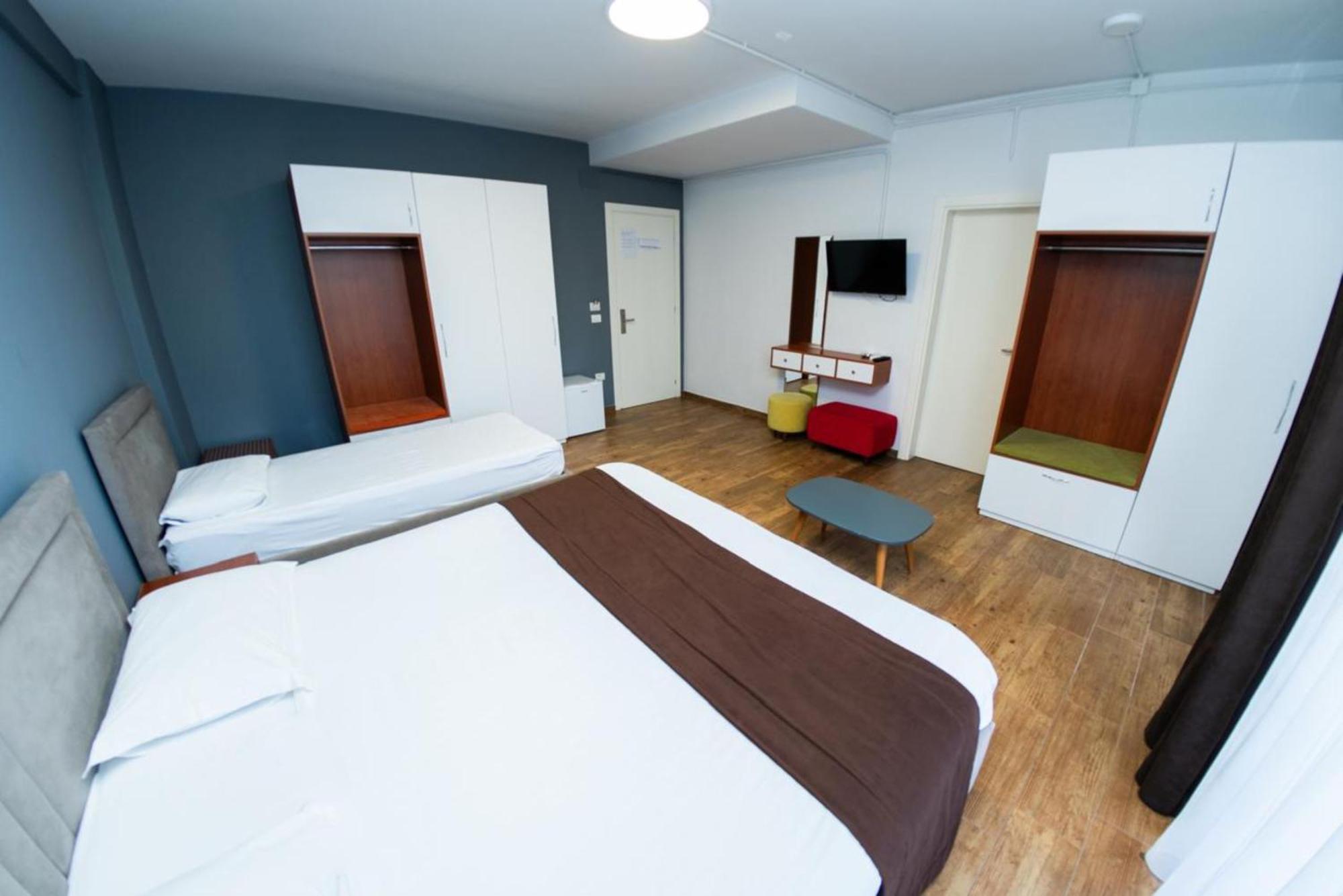 Olivar Hotel Tirana Selita Kültér fotó
