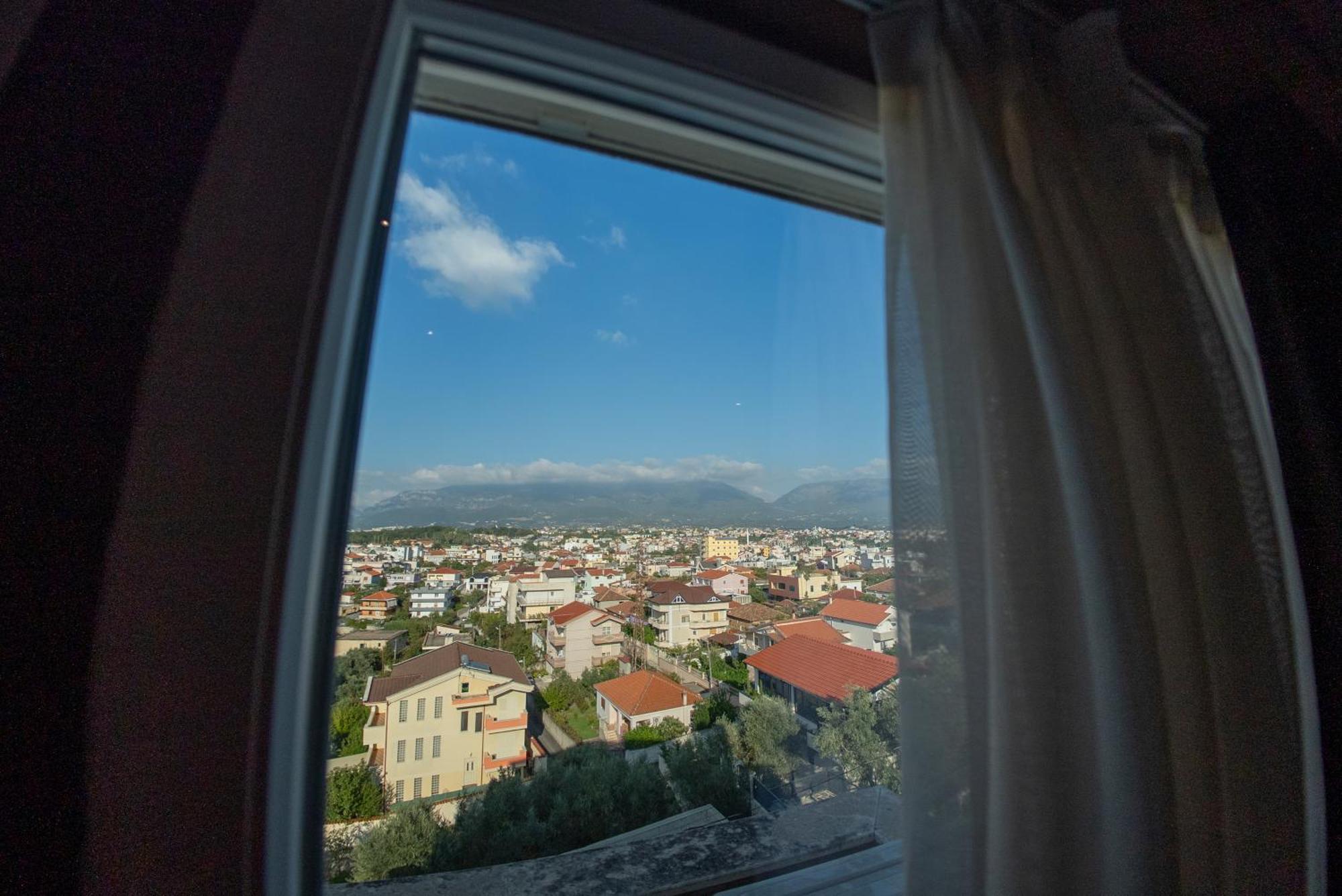 Olivar Hotel Tirana Selita Kültér fotó