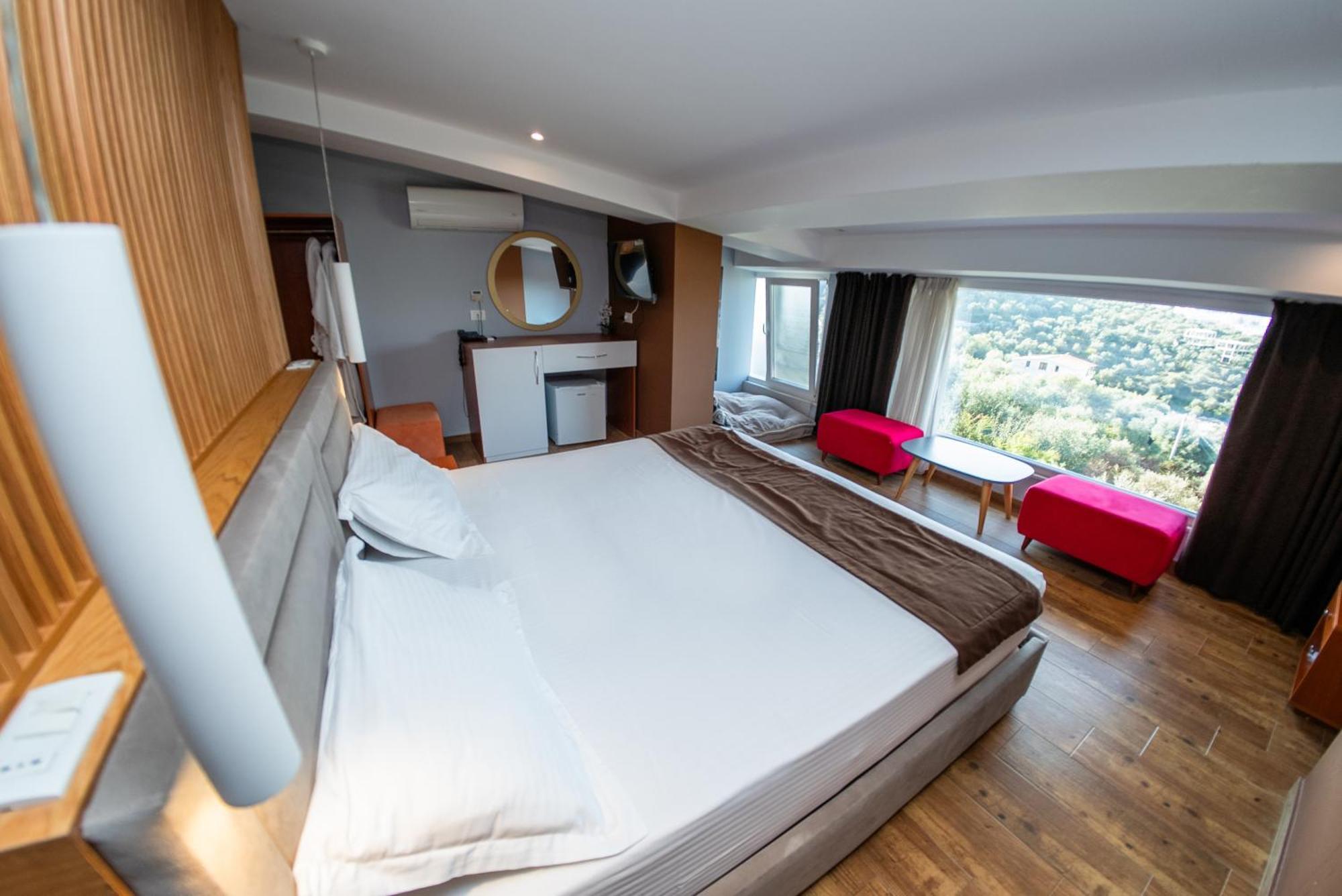 Olivar Hotel Tirana Selita Kültér fotó