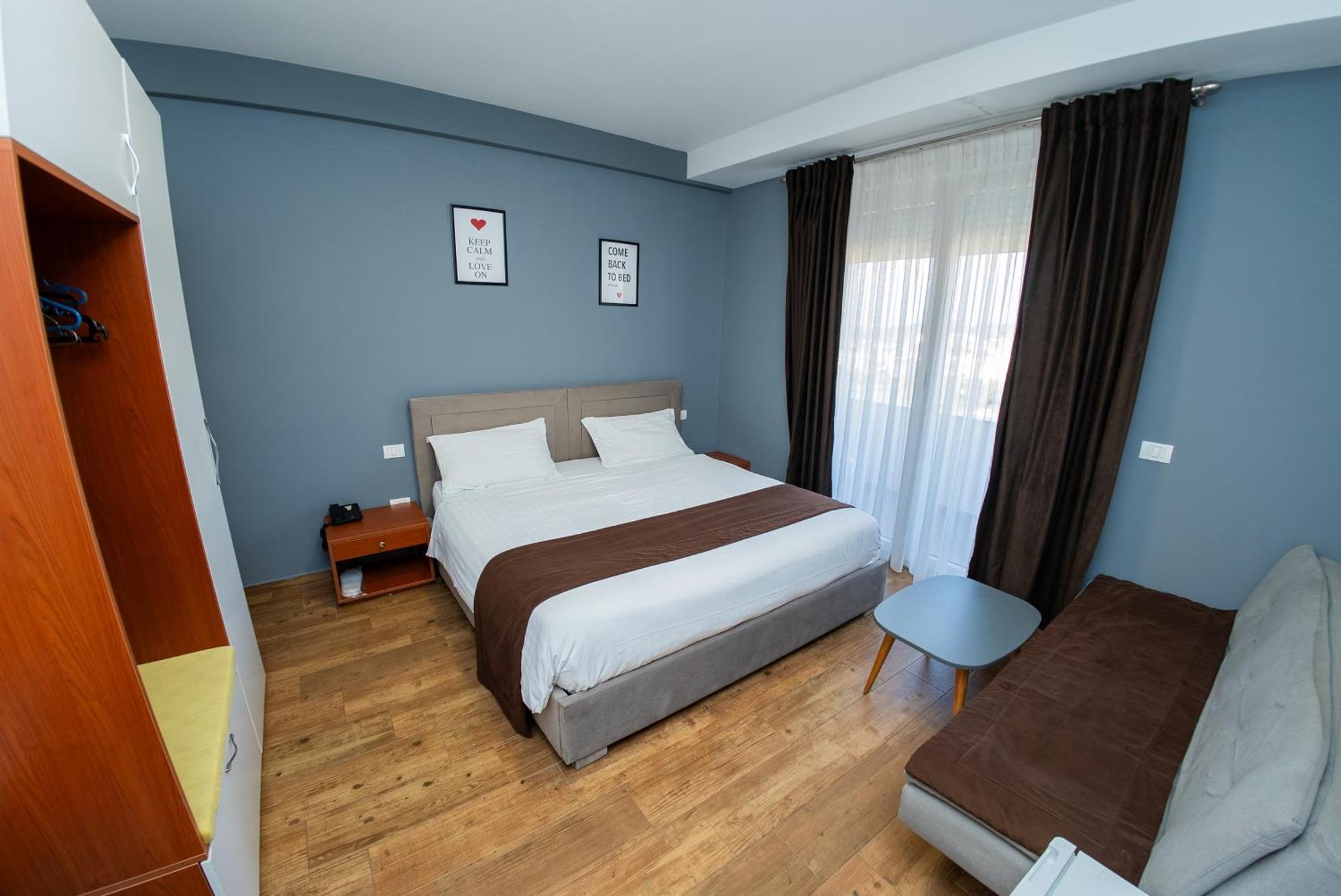 Olivar Hotel Tirana Selita Kültér fotó