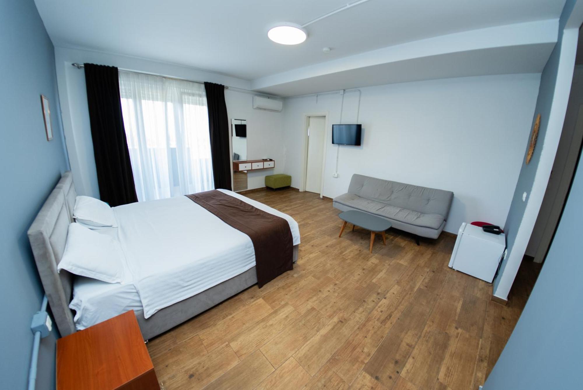 Olivar Hotel Tirana Selita Kültér fotó