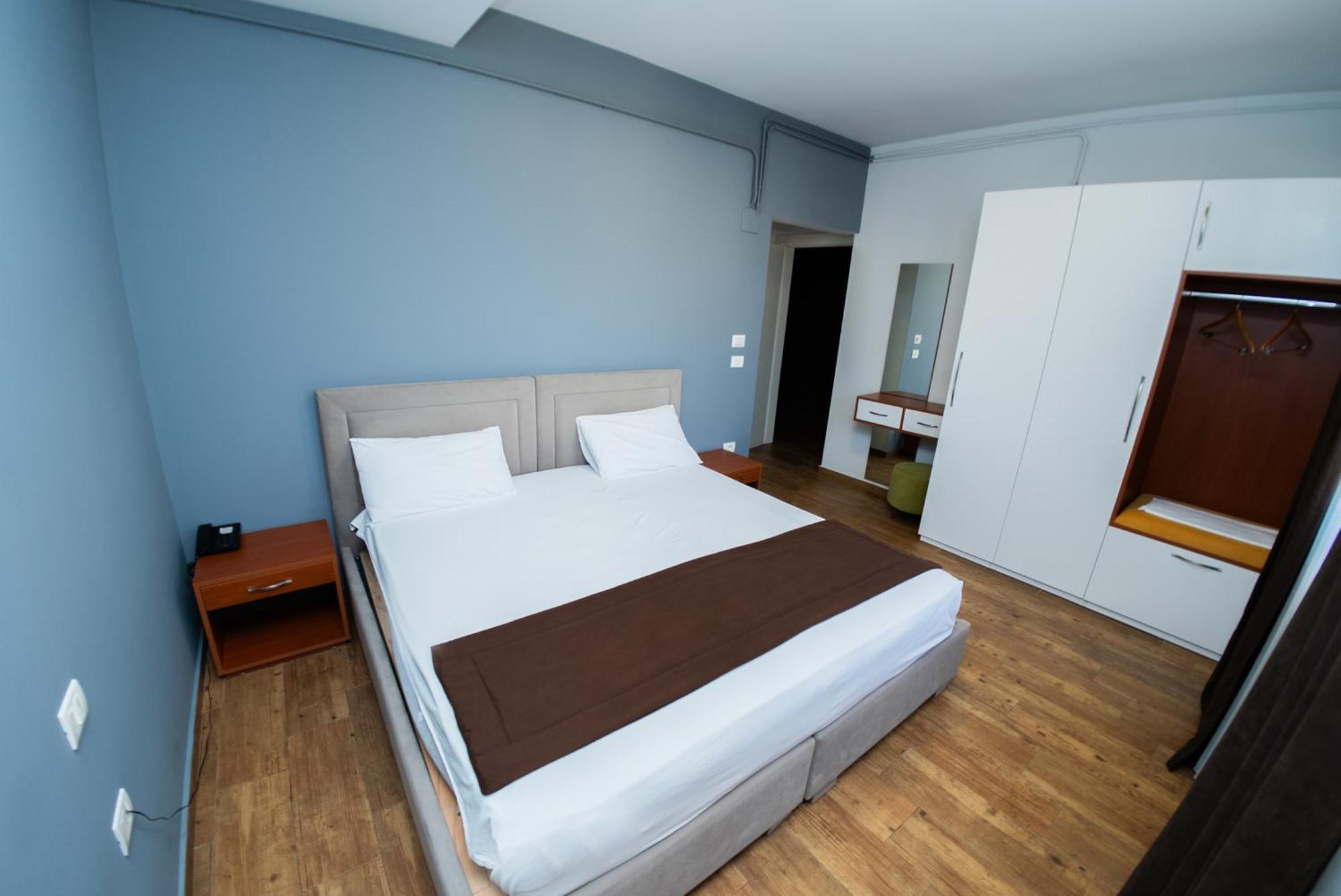 Olivar Hotel Tirana Selita Kültér fotó