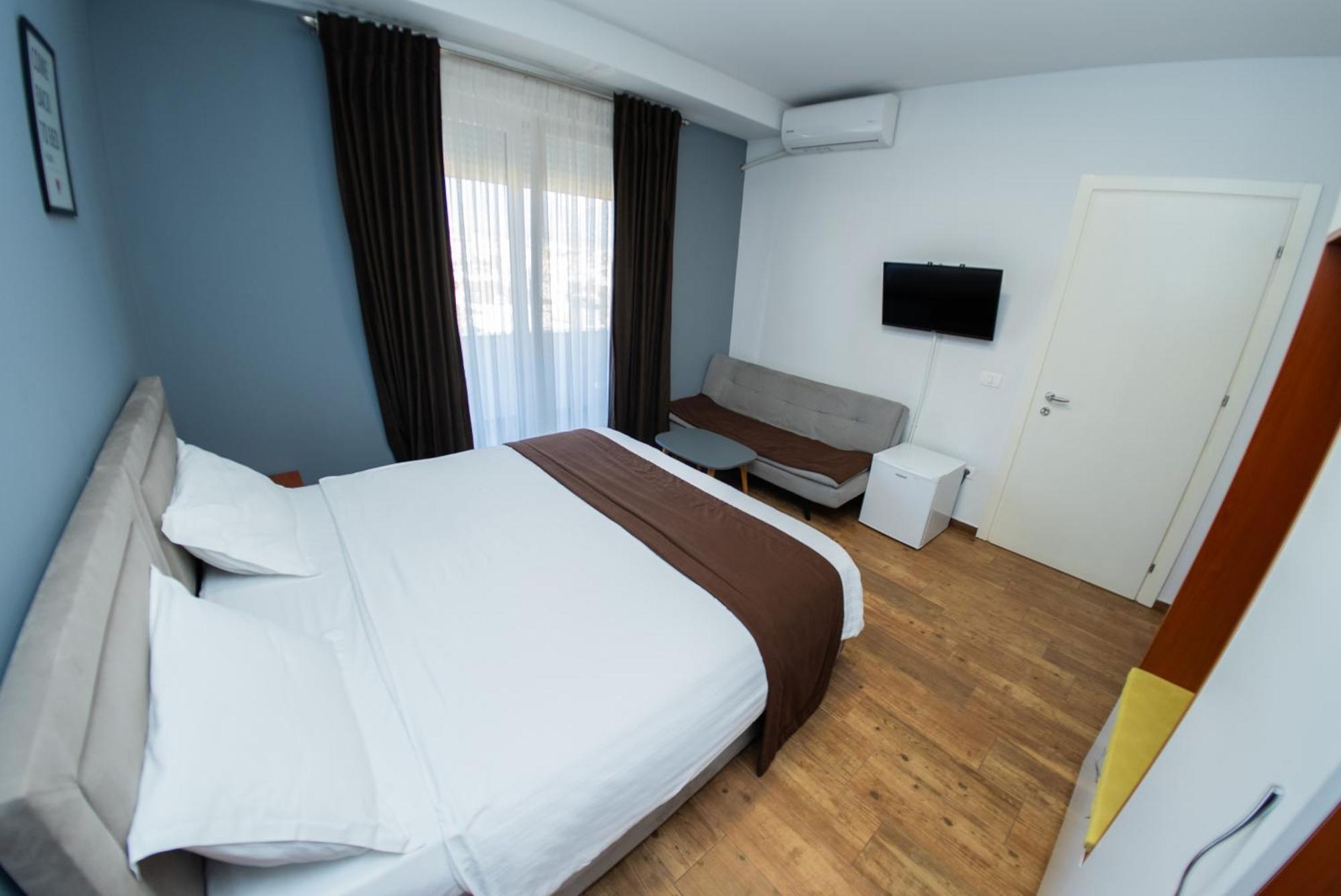 Olivar Hotel Tirana Selita Kültér fotó