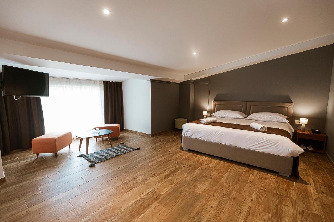 Olivar Hotel Tirana Selita Kültér fotó