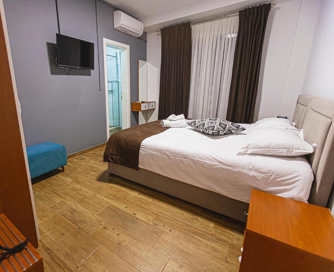Olivar Hotel Tirana Selita Kültér fotó