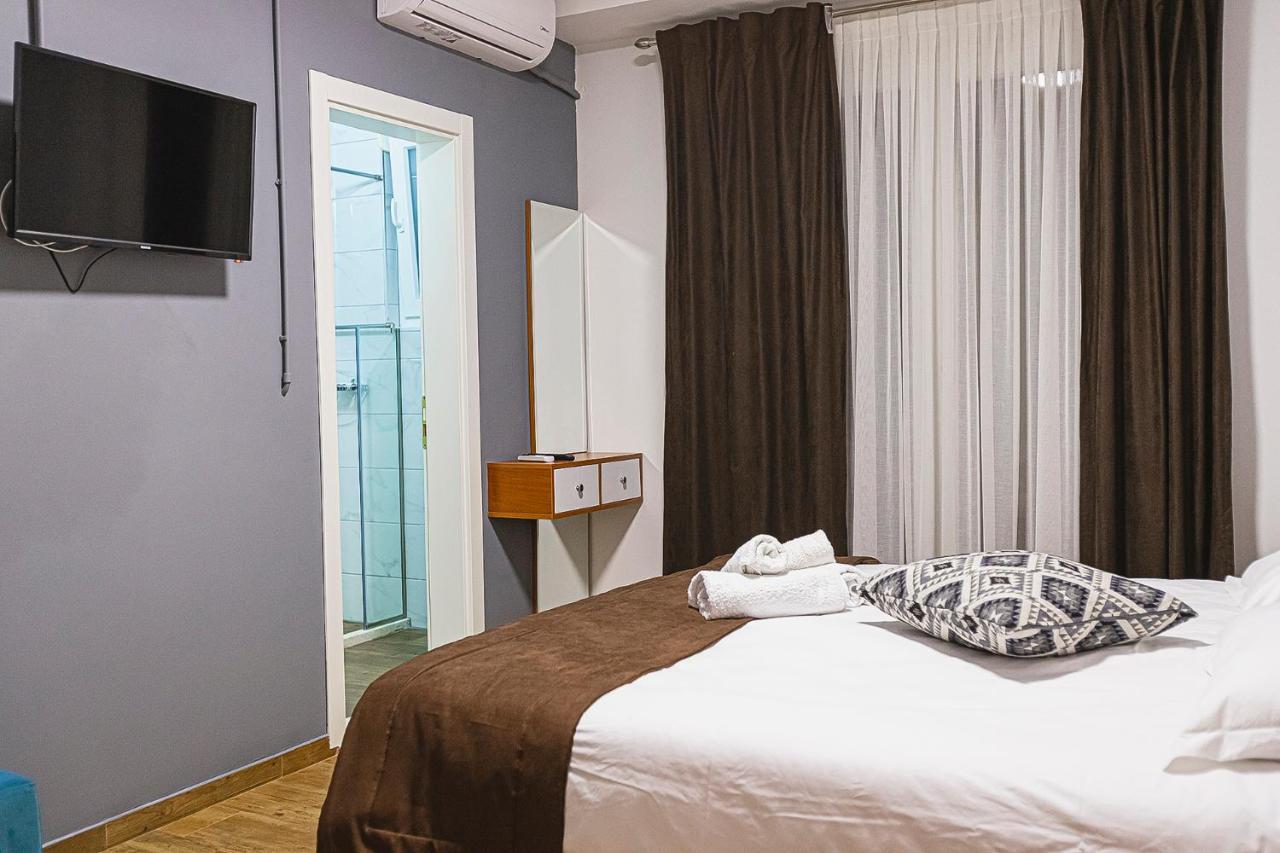 Olivar Hotel Tirana Selita Kültér fotó